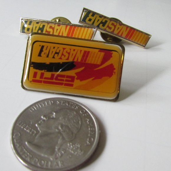 NASCAR Pins - Picture 11 of 15